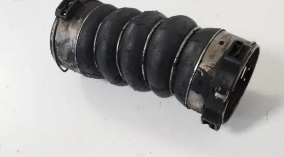 BMW 5 GT F07 Intercooler hose/pipe 8513451