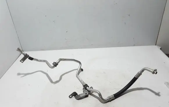 Renault Trafic III (X82) Air conditioning (A/C) pipe/hose 924807649R