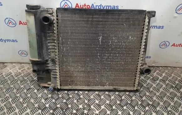 BMW 3 E36 Coolant radiator 1723990 17111723990 17111712997