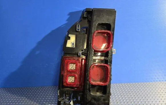 Land Rover Defender Rear/tail lights L8B213405-A