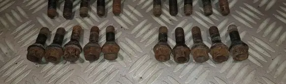 BMW 5 E60 E61 Nuts/bolts 