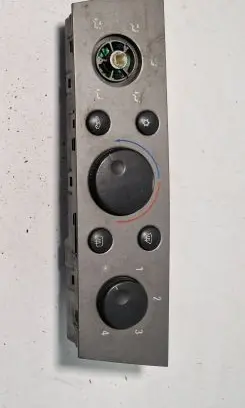 Opel Vectra C Climate control unit 13138190 E9550001 SH002047