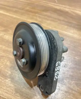 BMW 3 E90 E91 Power steering pump 678883803