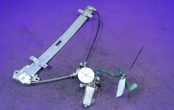 Honda Stream Front door window regulator with motor