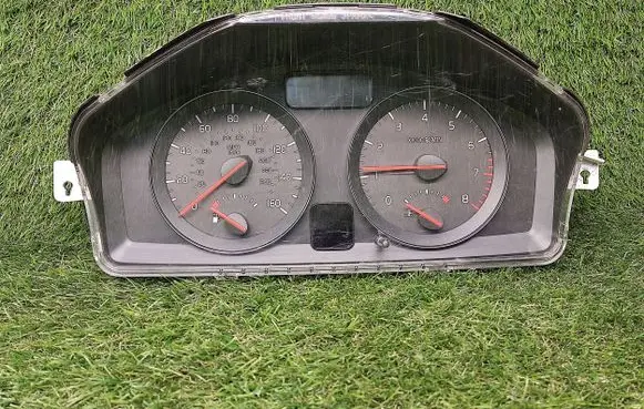 Volvo S40 Speedometer (instrument cluster) 31254778 36002437
