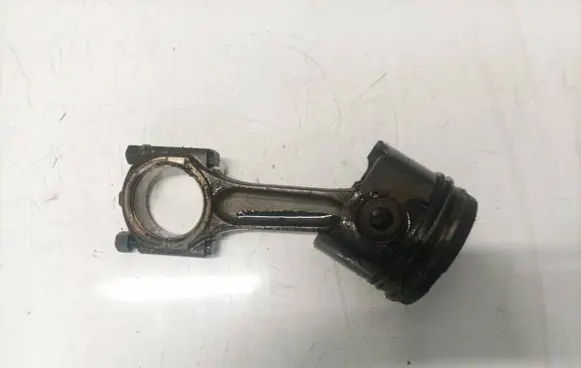 Peugeot Partner Piston with connecting rod