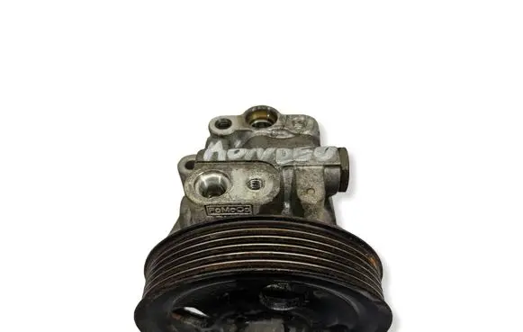 Ford Mondeo MK IV Power steering pump 6G913A733CA