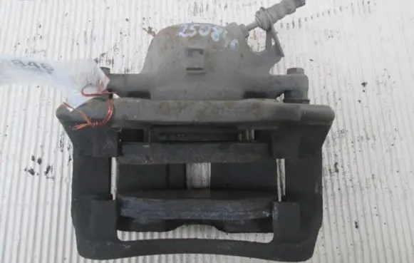 Peugeot 406 Front brake caliper