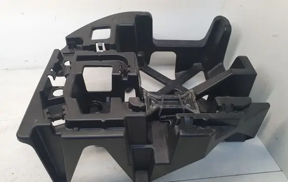 Toyota Prius (XW30) Tool box 6477747050