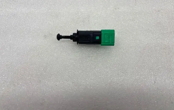 Peugeot 407 Brake pedal sensor switch 24899