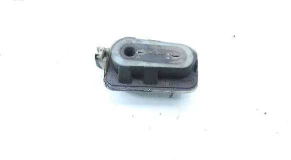 Radiator support slam panel bracket