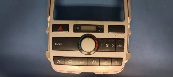 Toyota Avensis Verso Climate control unit 5590044260