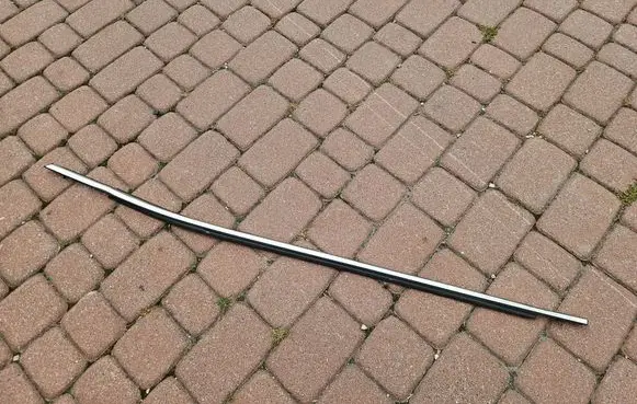 Toyota Camry VIII XV70 Front door glass trim molding OPELCZESCI.com-D14