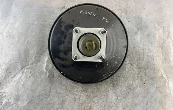 Ford Fiesta Brake booster 4S612B195KA