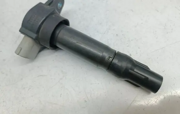 Mitsubishi Lancer VIII High voltage ignition coil MN195805 FK0343