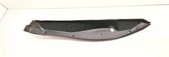 Mercedes-Benz C AMG W204 Fender end trim A2048890225