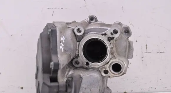 Mercedes-Benz E W212 EGR valve A2C53252014 A6511400060