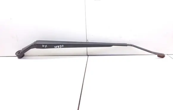 Toyota Corolla Verso E121 Front wiper blade arm