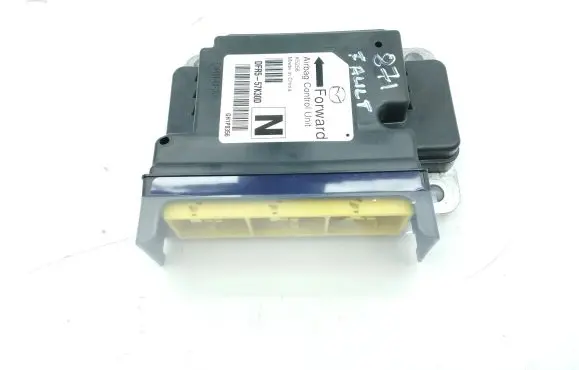 Mazda CX-30 Airbag control unit/module DFR557K30D