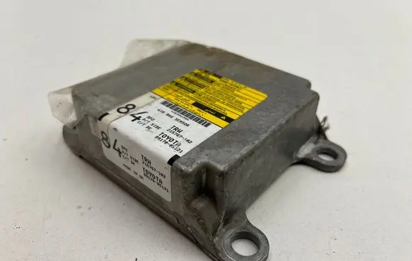 Toyota Avensis T250 Airbag control unit/module 215767102 8917005121