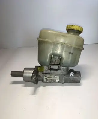 Jeep Grand Cherokee (WJ) Master brake cylinder 26212504003 69A01430625
