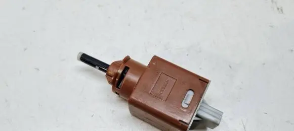 Nissan Qashqai J12 Reversing light switch sensor 253206PA1A