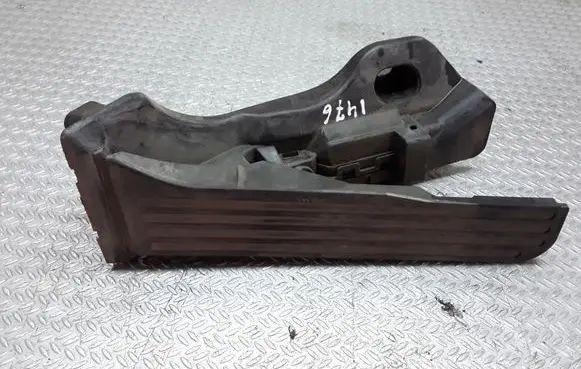 Seat Toledo III (5P) Accelerator throttle pedal 1K1721503M