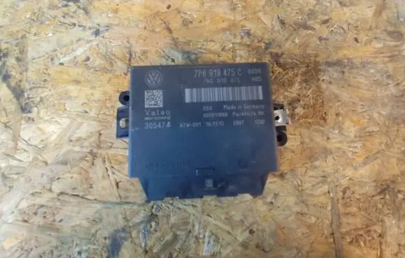 Volkswagen Touareg II Parking PDC control unit/module 7N0919475 305474 7P6919475C