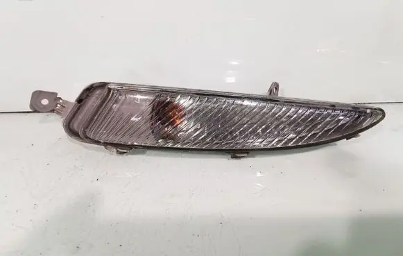 Opel Astra J Front indicator light 13367142 662588537L