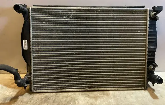 Coolant radiator