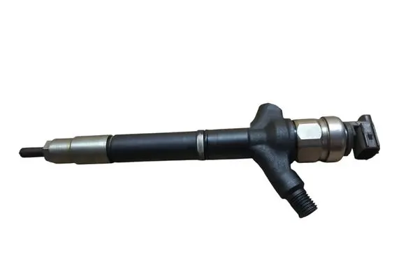 Toyota Avensis T250 Fuel injector 236700R050