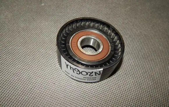 Skoda Kodiaq Belt tensioner pulley 