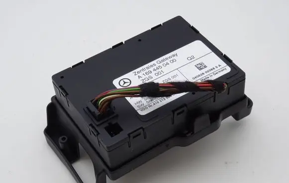 Mercedes-Benz A W169 Gateway control module A1694450400