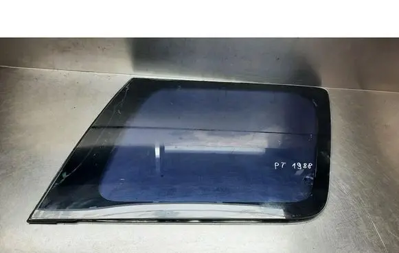 Honda CR-V Rear side window