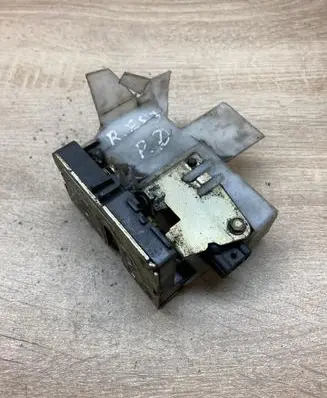 Renault Espace III Front door lock Rightside