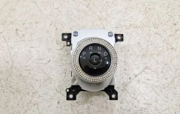 Ford Explorer VI Gear shifter/selector L1MP7P155 L1MP7P155KB E7R9K