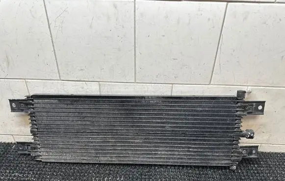 Engine oil radiator