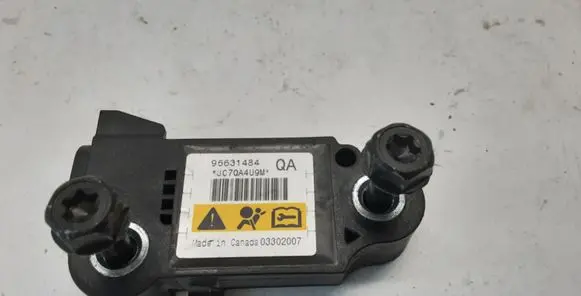 Chevrolet Captiva Airbag deployment crash/impact sensor 96631484 JC7QA4U9M