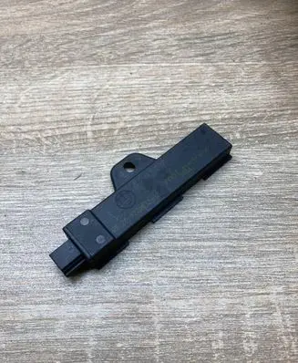 BMW 3 F30 F35 F31 Keyless system antenna 9220832 922083202