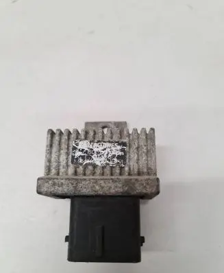 Renault Megane II Glow plug pre-heat relay 9640469680