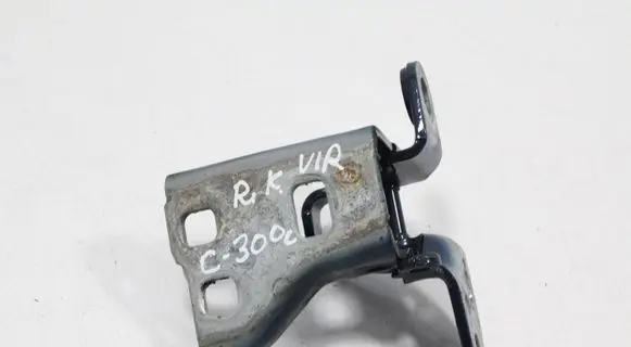 Chrysler 300 - 300C Front door upper hinge A046923