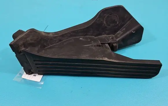 Volkswagen Tiguan Accelerator throttle pedal 1K1721503S IMPRK1471949