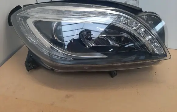 Mercedes-Benz ML W166 Headlight/headlamp 1668207359