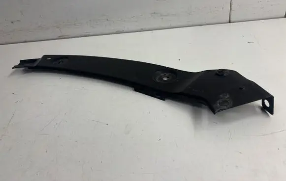 Volkswagen Tiguan Radiator support slam panel bracket 5N0805931