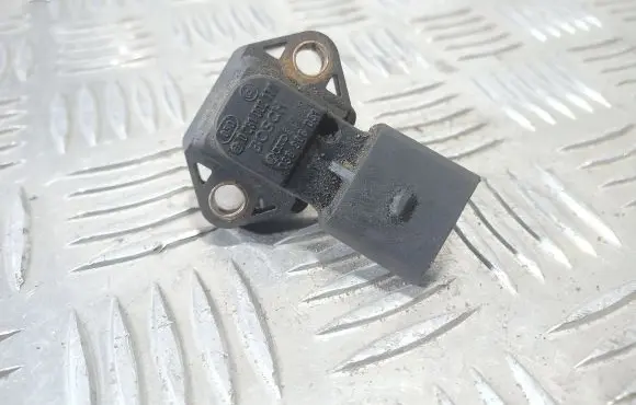 Volkswagen PASSAT B5.5 Air pressure sensor 0281002177 038906051