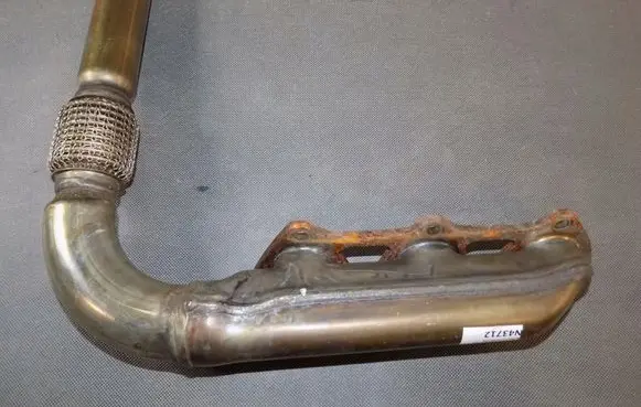 Exhaust manifold