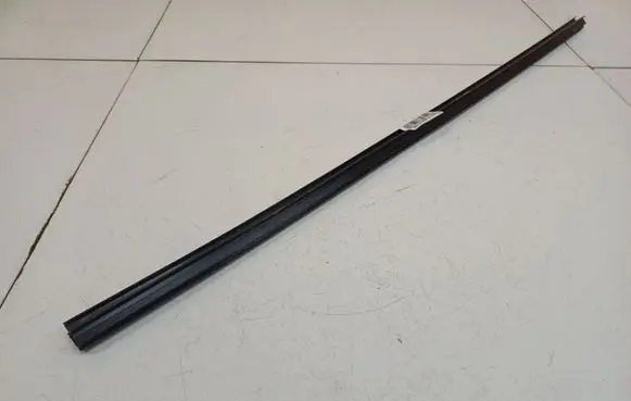 Ford Galaxy Front door glass trim molding