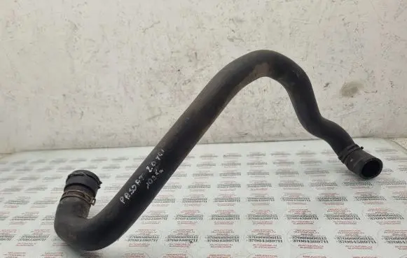 Volkswagen PASSAT B6 Engine coolant pipe/hose 3B0122291C