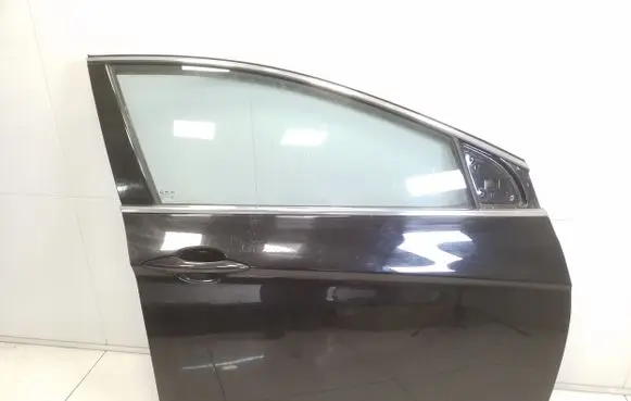 Hyundai i40 Front door