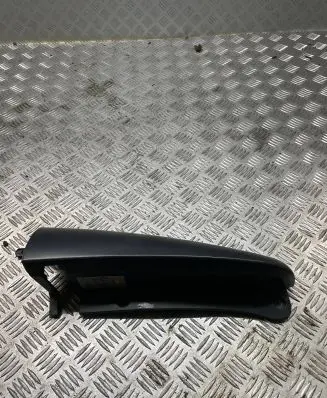 Dacia Logan VAN Rear/tail light trim molding 82001414582